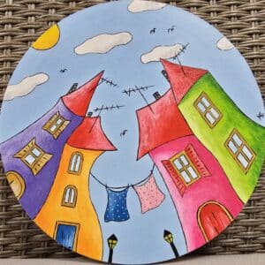 Umetnička slika Sušenje veša – slikarka Tijana Lazić – tehnika slikanja akril na okruglom platnu – prečnik slike 30 cm – cena umetničke slike 5.900 dinara – sertifikat – izgled slike bez rama