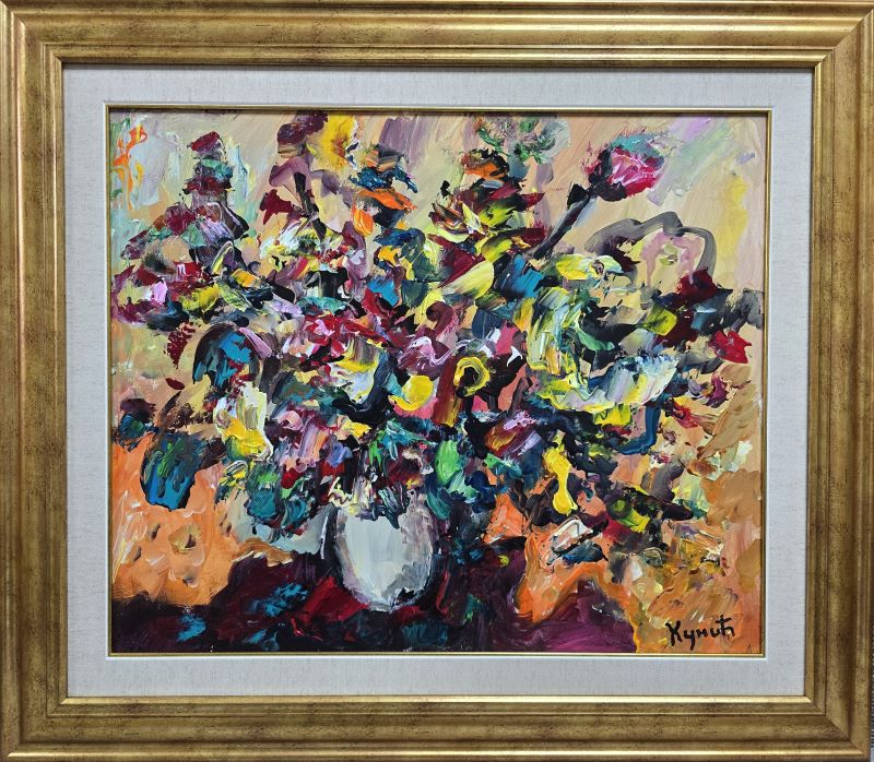 Umetnička slika Vaza sa cvećem 6 slikar Dragan Kunić - tehnika ulje na platnu - format slike sa ramom 69x79 cm - bez rama 50x60 cm - Cena umetničke slike 33040 dinara - izgled slike sa ramom